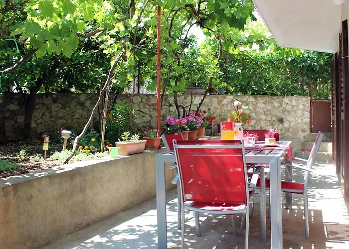 Apartament By The Sea Businci, Ciovo - 1081 *